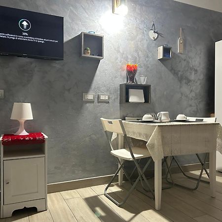 Vico21 Guest House Naples Exterior photo